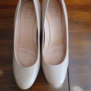 Neutralizer Pumps Women 8.5